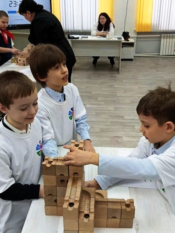 ��������� Cuboro